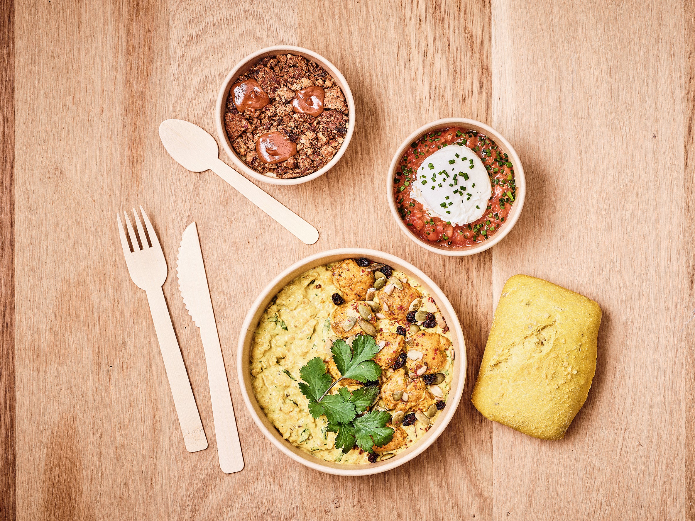 POULET CURRY ET DAHL DE LENTILLES CORAIL